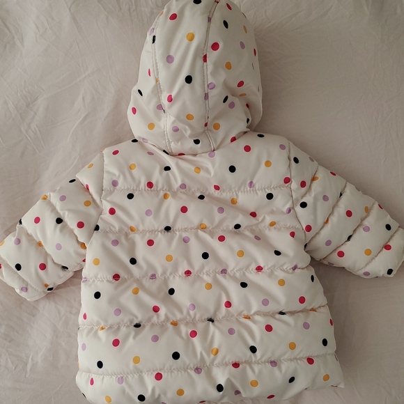 Infant Girls Old Navy Puffer Coat - Picture 3 of 4